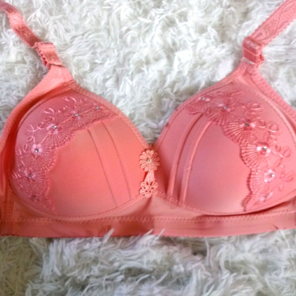 New bra w/tags